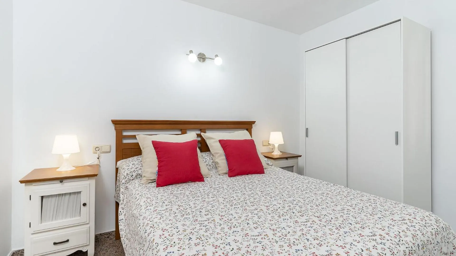 Nac8 - Bonito Apartamento Con Vistas Al Mar 2 Dormitorios, Wifi, 3 Piscinas, Playa A 250 Metros Benalmádena Apartament